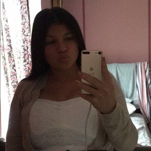 Meet your Posher, Annie